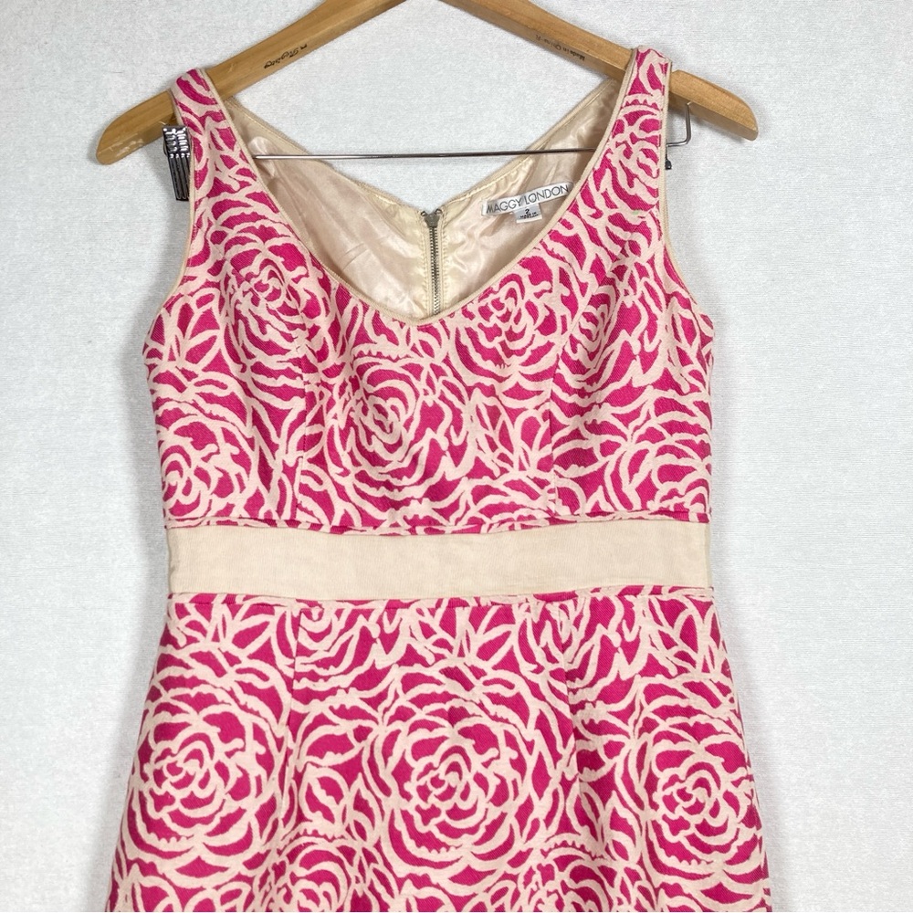 Maggy London Women’s Sheath Dress V-Neck Sleeveless Pink White Back Zipper Sz 2 - Picture 3 of 12